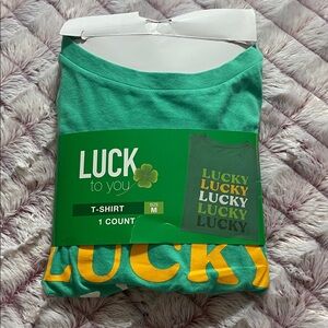NWT Women’s Green St Patrick Lucky Graphic T-Shirt Size M 100% Cotton